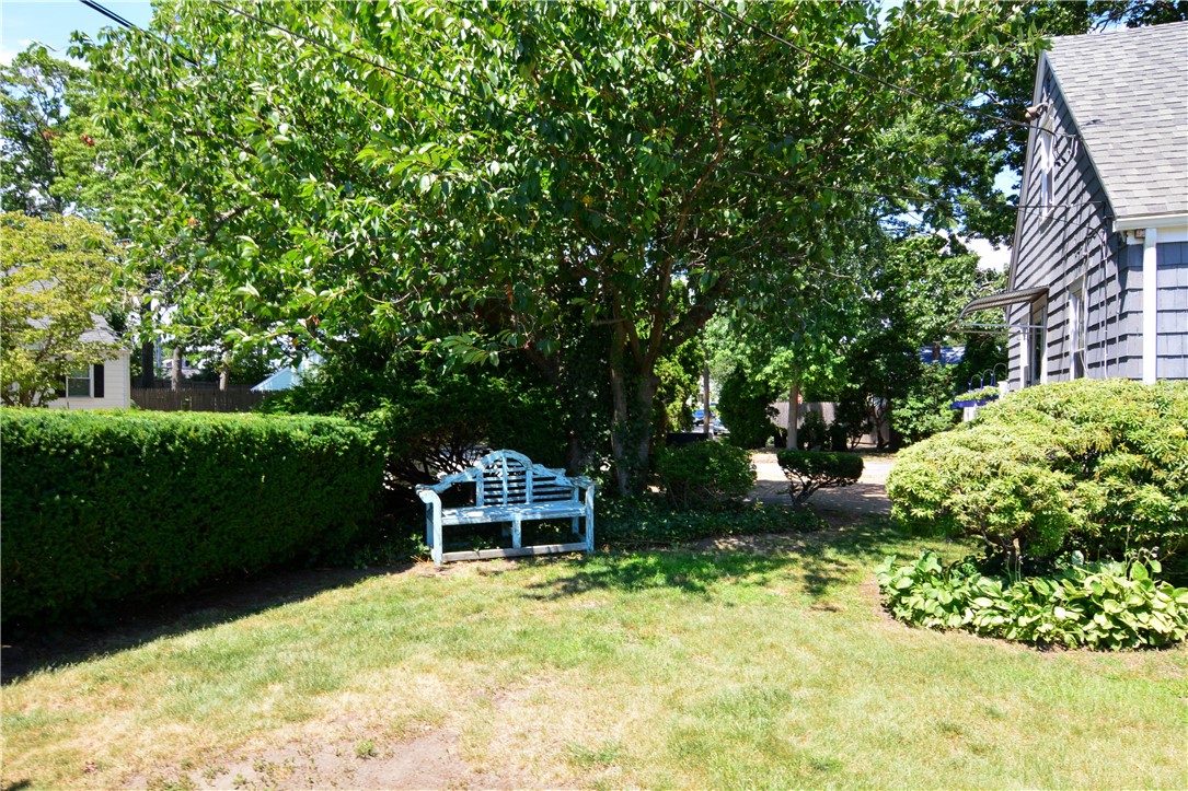 71 Elkland Road Warwick, RI 02886 - Photo 14 of 20 Gallery Image 14