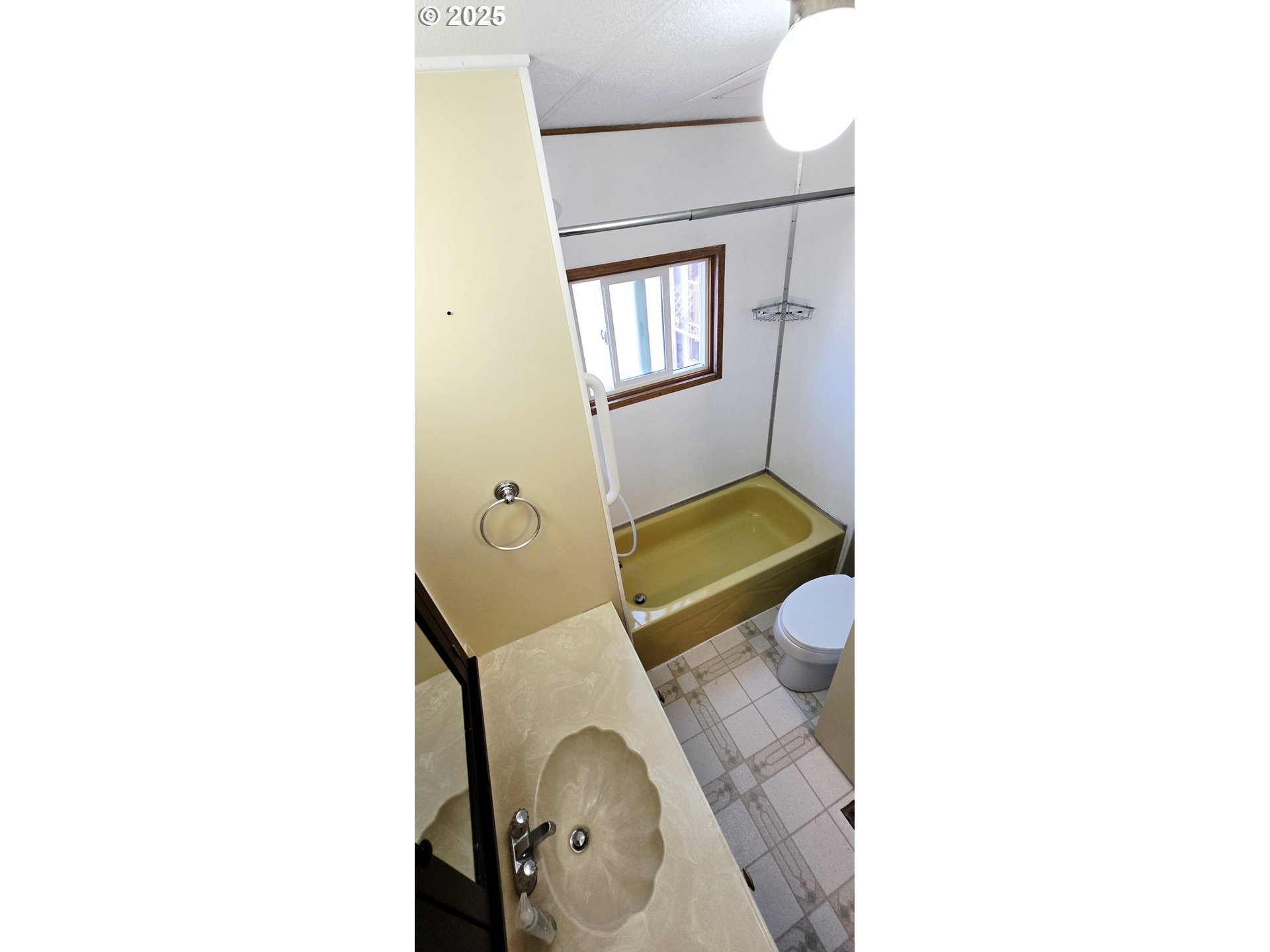 4230 Hazelgreen Road Northeast, Unit 52 Salem, OR 97305 - Photo 8 of 38