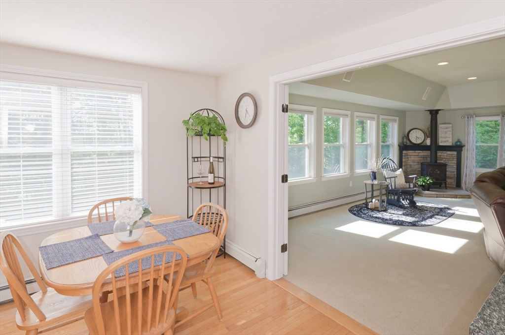 6 Chamberlain Road Uxbridge, MA 01569 - Photo 13 of 38
