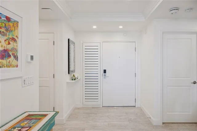 $2,600,000 | 4051 Gulf Shore Boulevard North, Unit 405, Naples, FL 34103