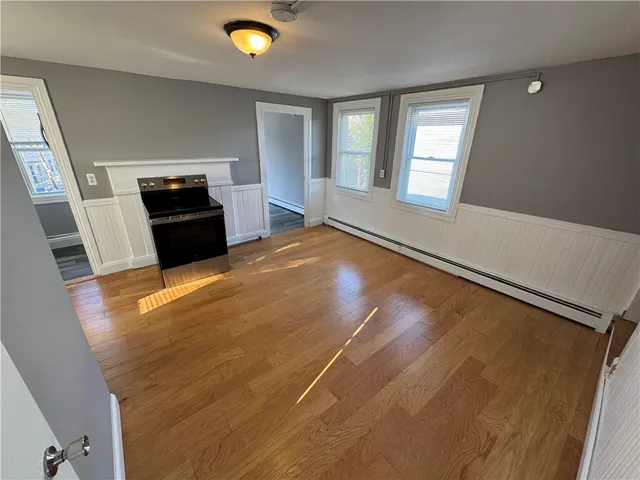 $1,800 | 29 Gesler Street, Unit 2R, Providence, RI 02909