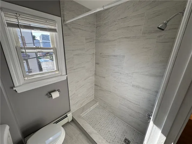 $1,800 | 29 Gesler Street, Unit 2R, Providence, RI 02909