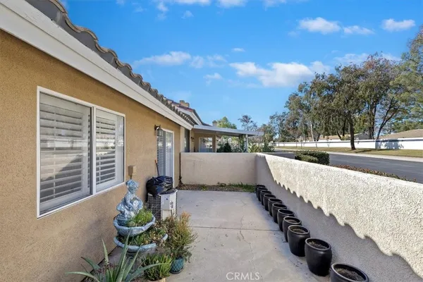 a view of an outdoor space