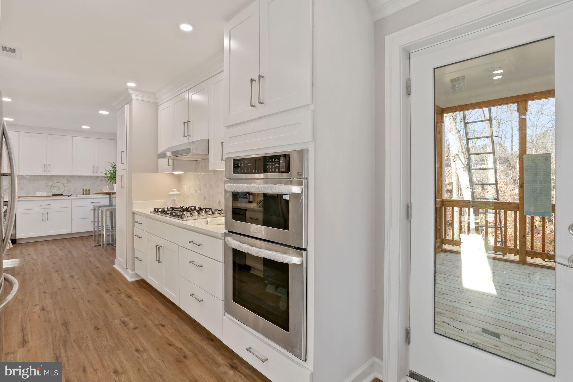 9006 Brook Ford Road Burke, VA 22015 - Photo 11 of 50 Gallery Image 11