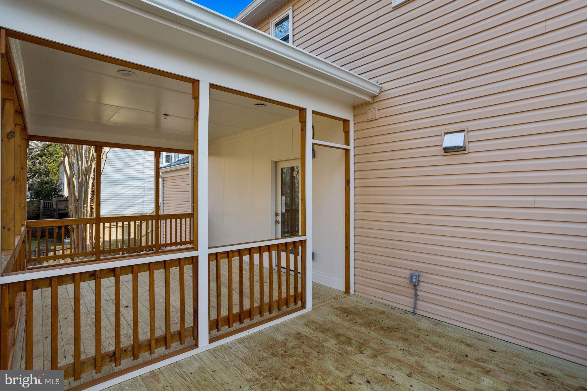 9006 Brook Ford Road Burke, VA 22015 - Photo 20 of 50 Gallery Image 20