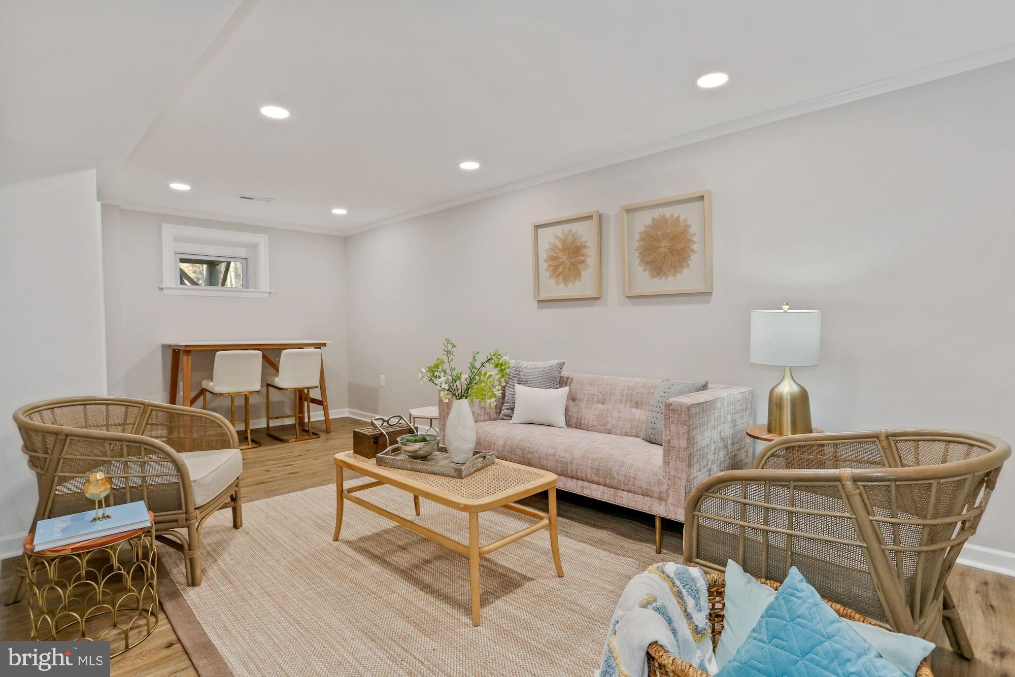 9006 Brook Ford Road Burke, VA 22015 - Photo 37 of 50 Gallery Image 37