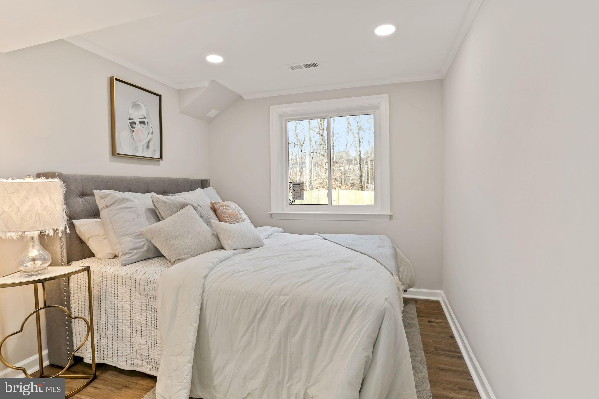 9006 Brook Ford Road Burke, VA 22015 - Photo 41 of 50 Gallery Image 41