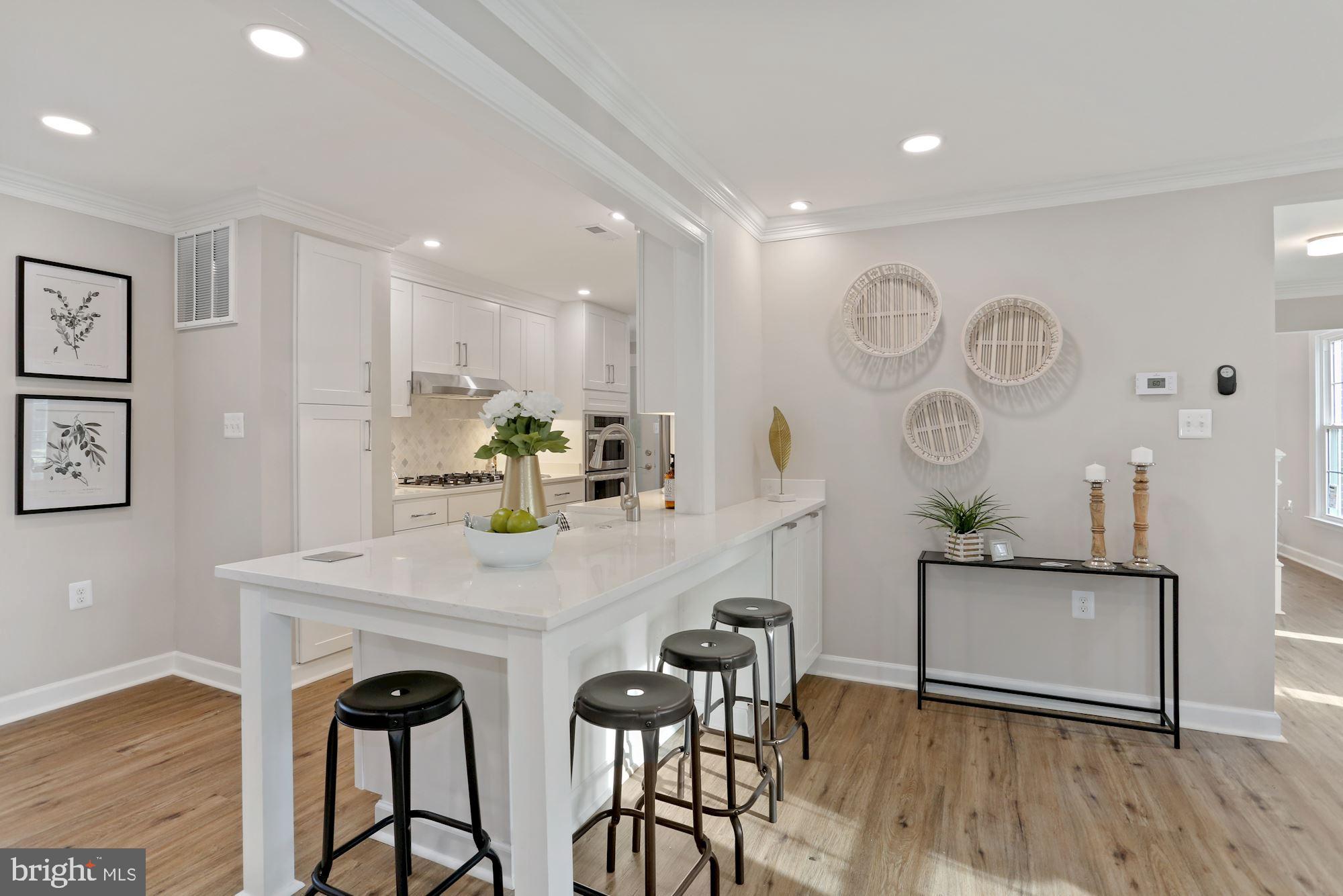 9006 Brook Ford Road Burke, VA 22015 - Photo 5 of 50 Gallery Image 5