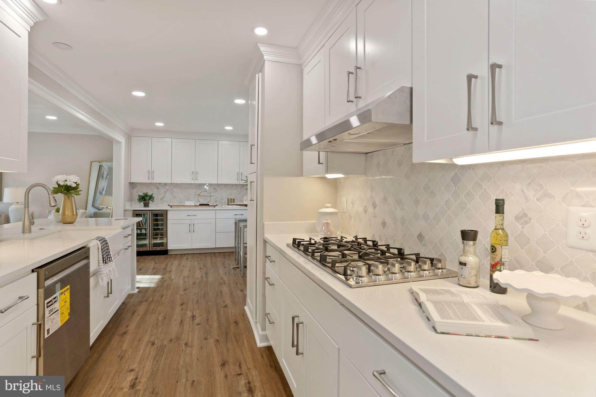9006 Brook Ford Road Burke, VA 22015 - Photo 9 of 50 Gallery Image 9