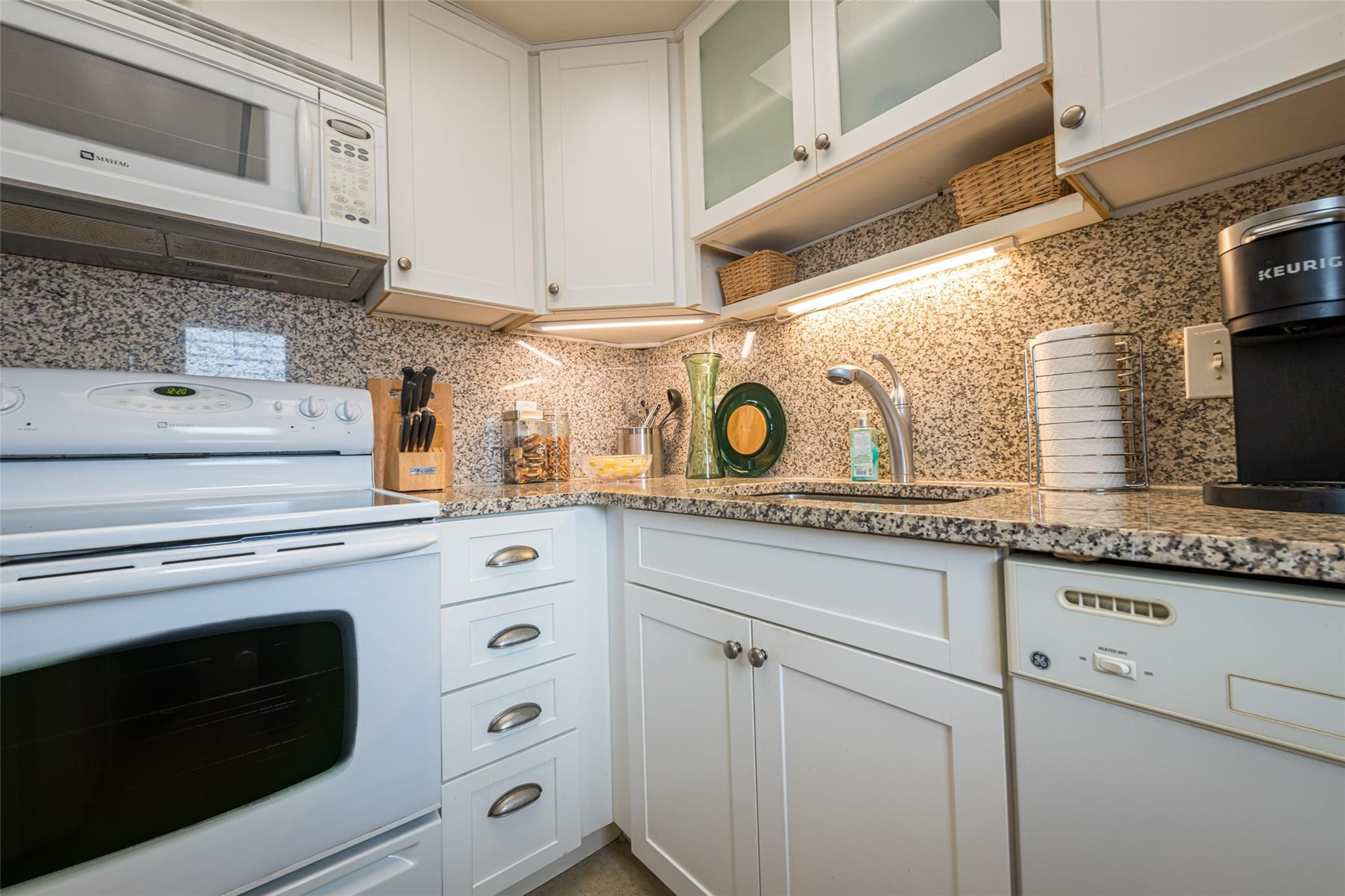 300 Northeast 20th Street, Unit 809 Boca Raton, FL 33431 - Photo 7 of 24 Photo 7