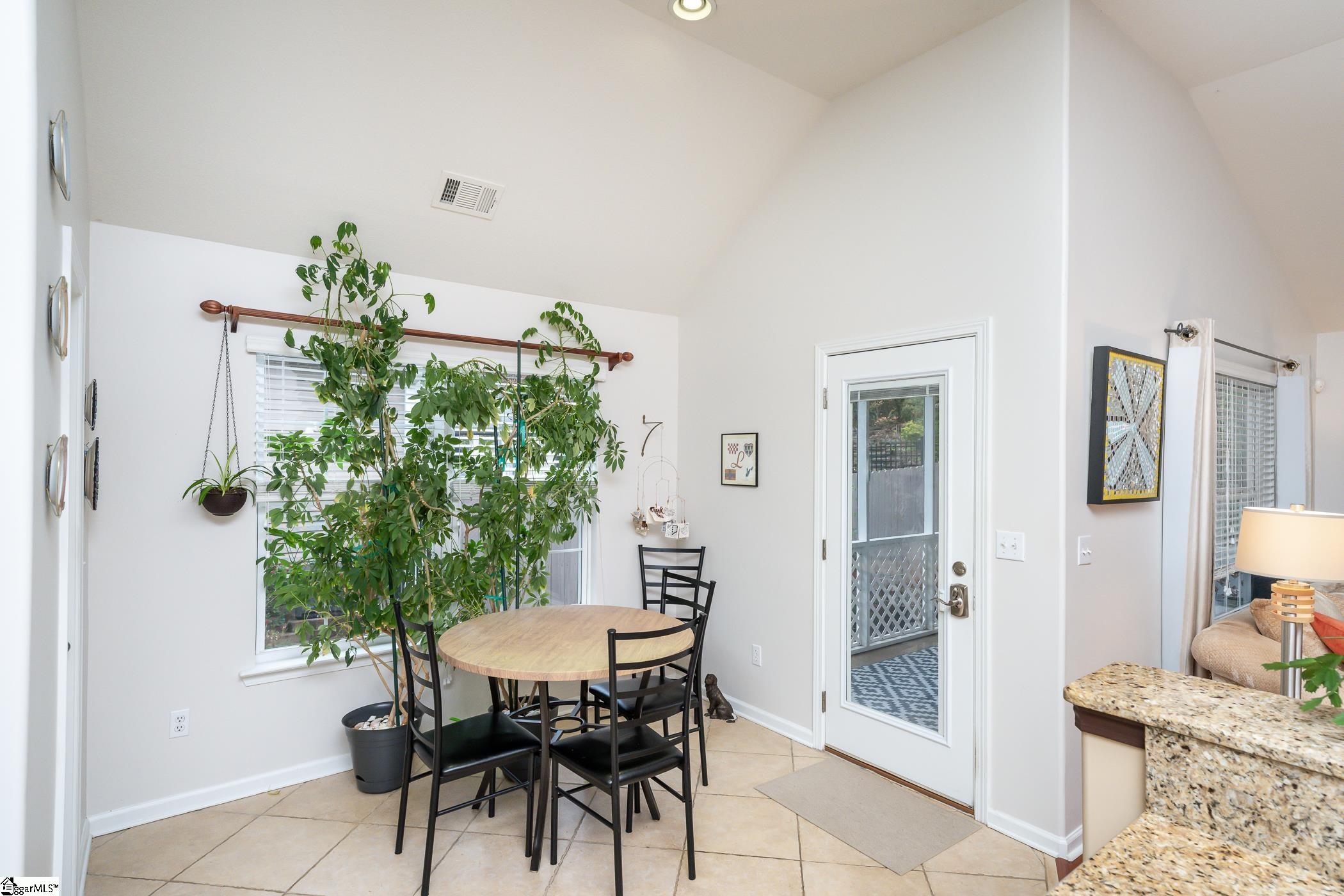 602 Center Road Taylors, SC 29687 - Photo 11 of 29 Gallery Image 11
