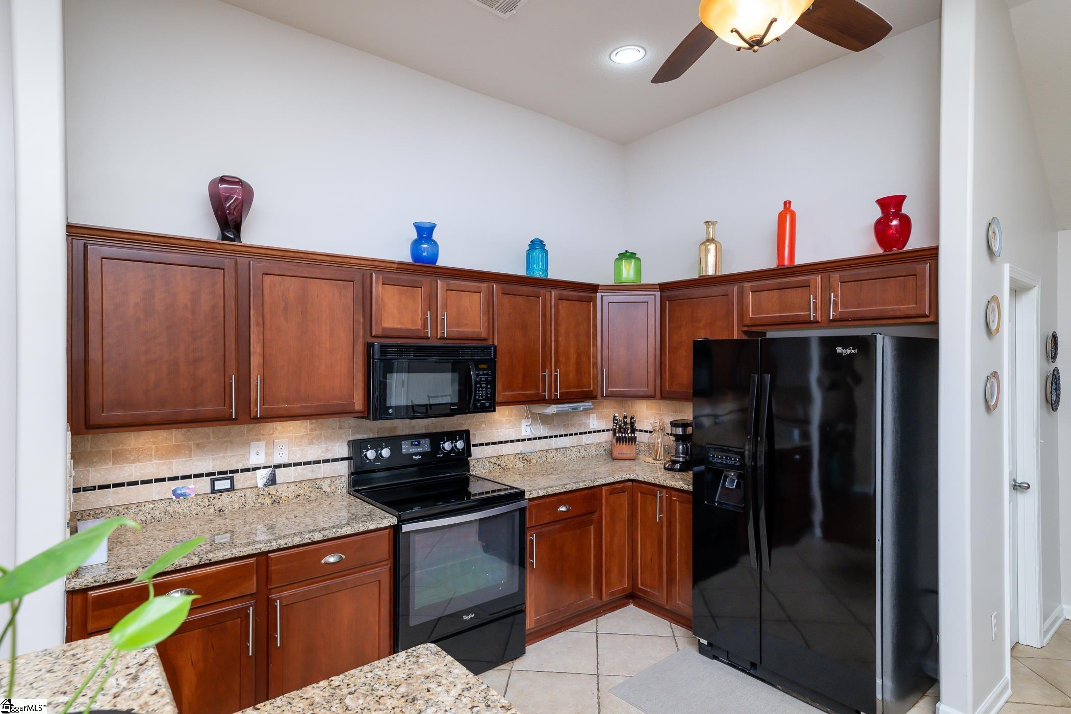 602 Center Road Taylors, SC 29687 - Photo 8 of 29 Gallery Image 8