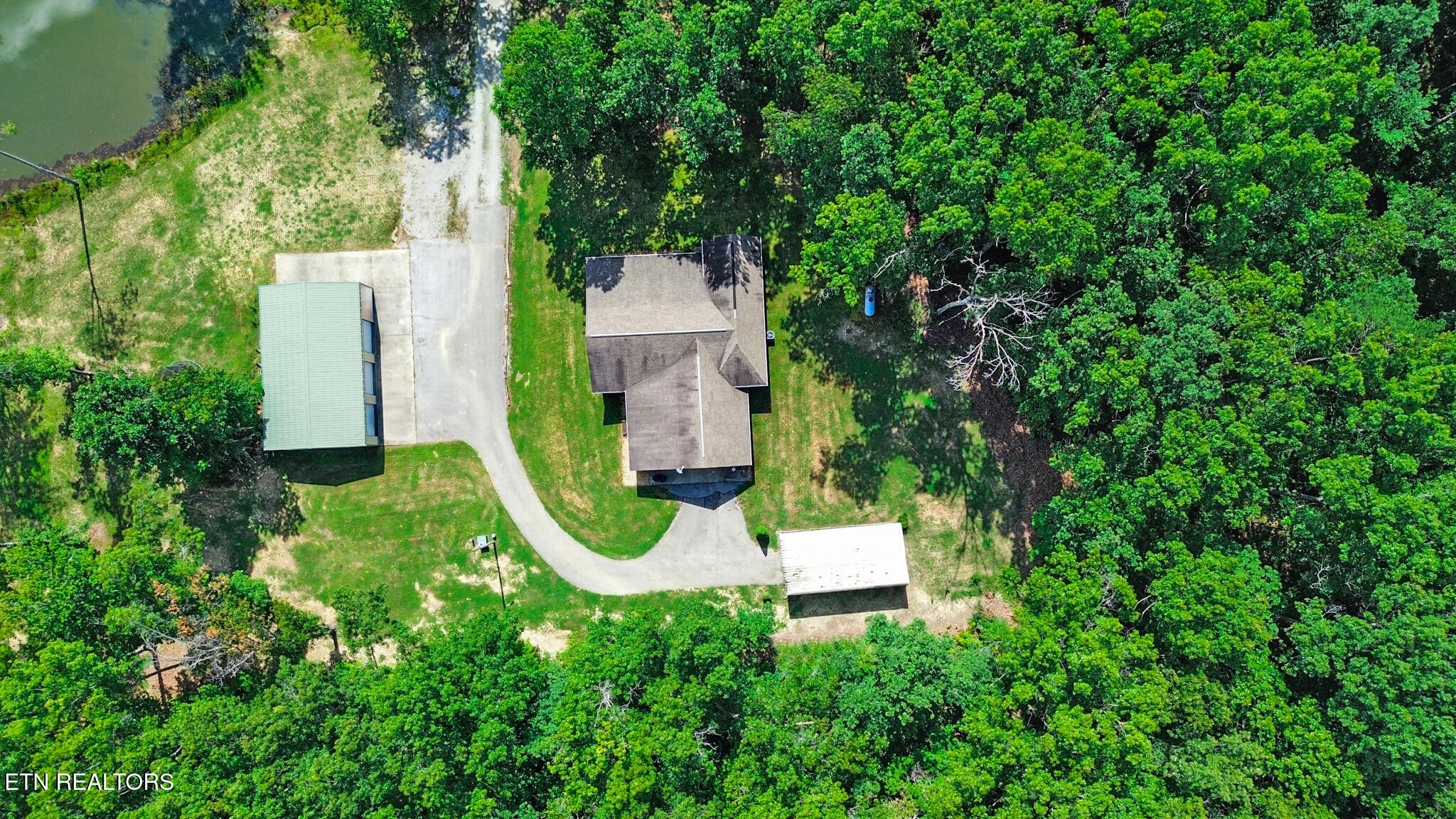 552 Robs Road Grimsley, TN 38565 - Photo 16 of 36 Gallery Image 16