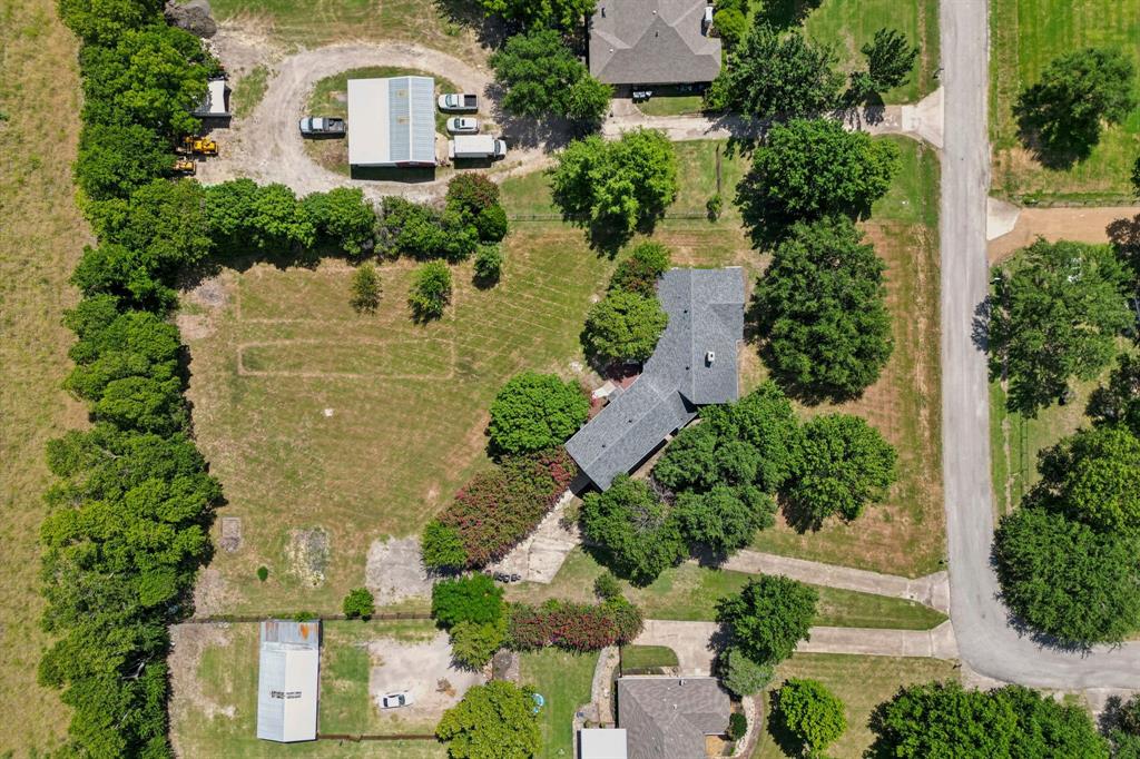 10 Chisholm Trail Lucas, TX 75002 - Photo 37 of 40 an aerial view of a house