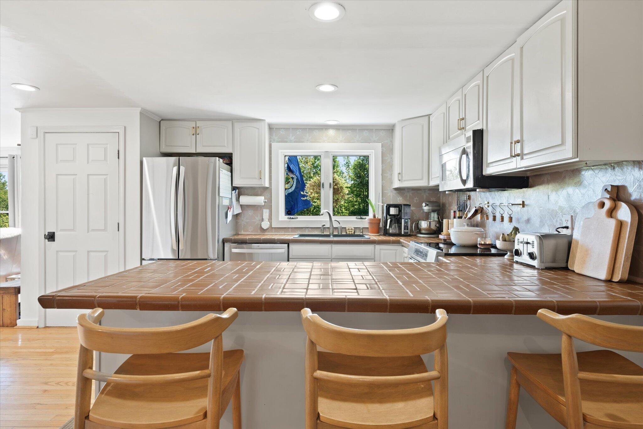 28 Baker Road Winterport, ME 04496 - Photo 25 of 59 25-Kitchen