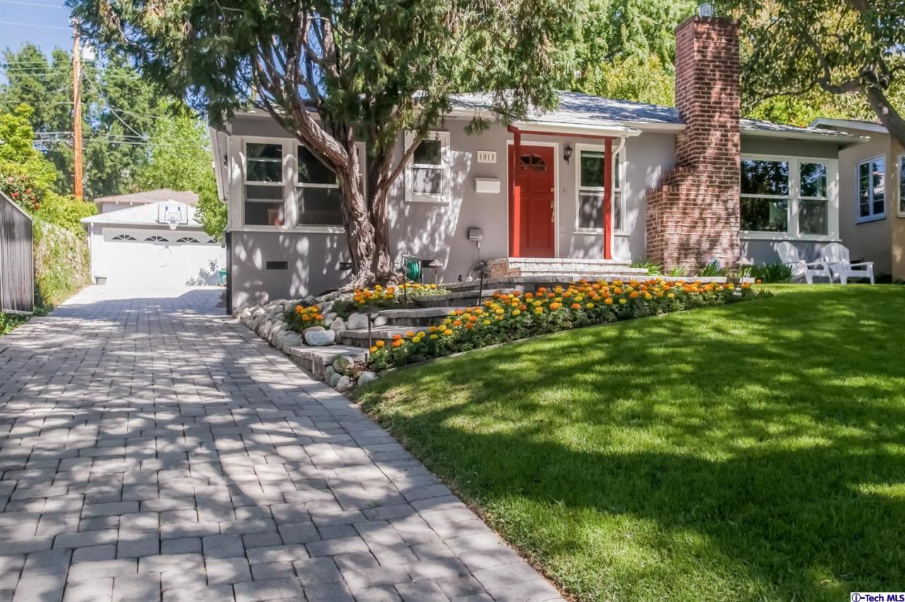 1011 Alta Vista Drive Altadena, CA 91001 - Photo 1 of 32 Primary Photo