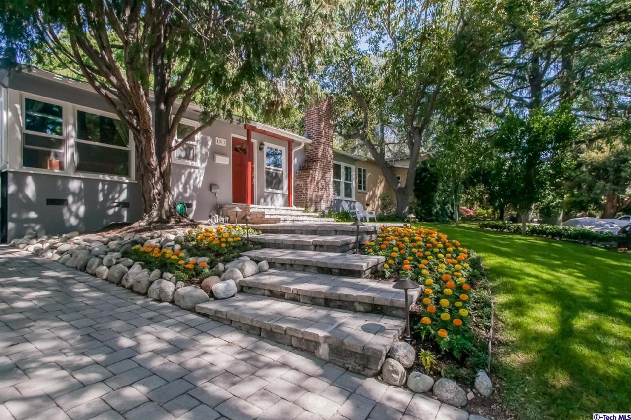 1011 Alta Vista Drive Altadena, CA 91001 - Photo 2 of 32 Additional Photo