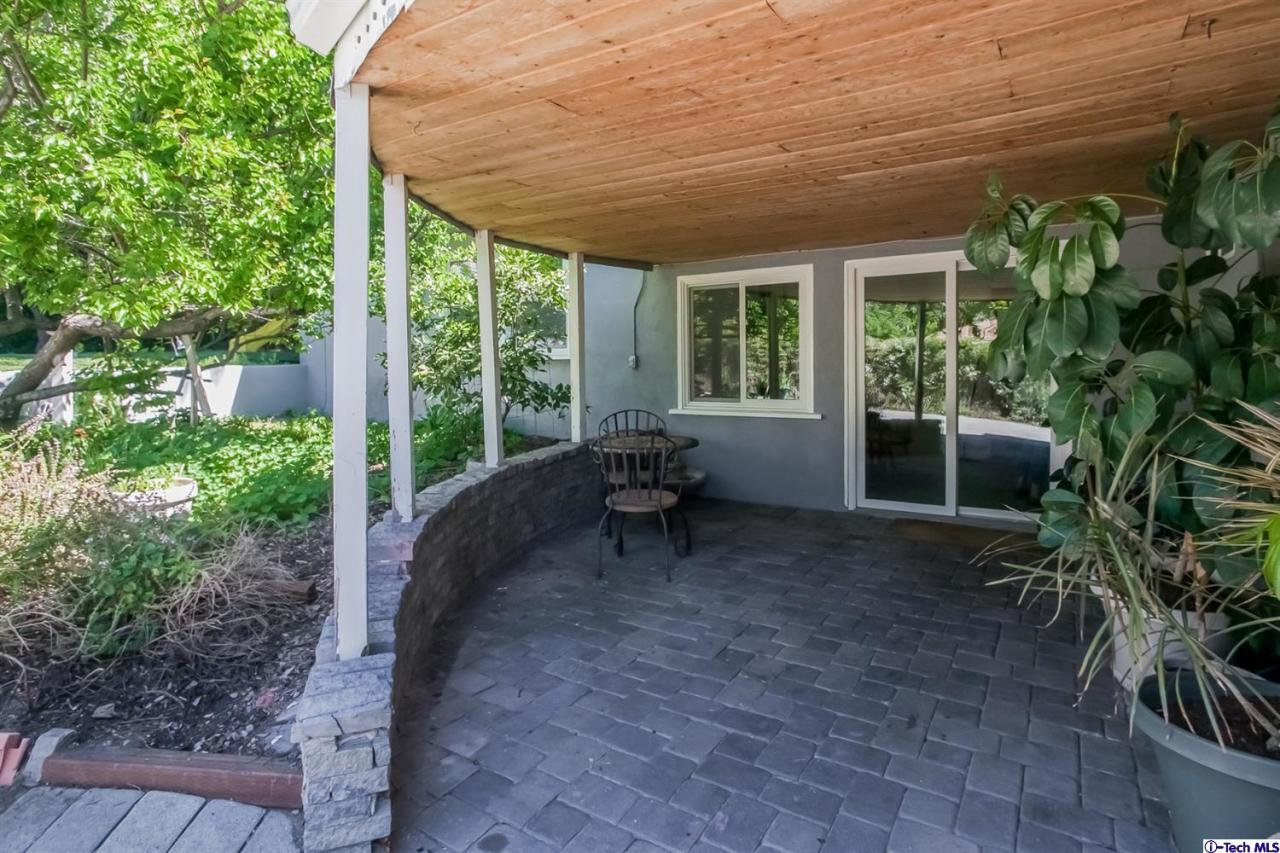 1011 Alta Vista Drive Altadena, CA 91001 - Photo 26 of 32 Additional Photo