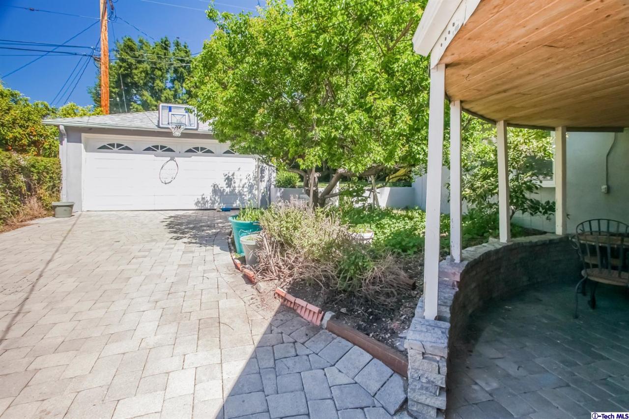 1011 Alta Vista Drive Altadena, CA 91001 - Photo 27 of 32 Additional Photo