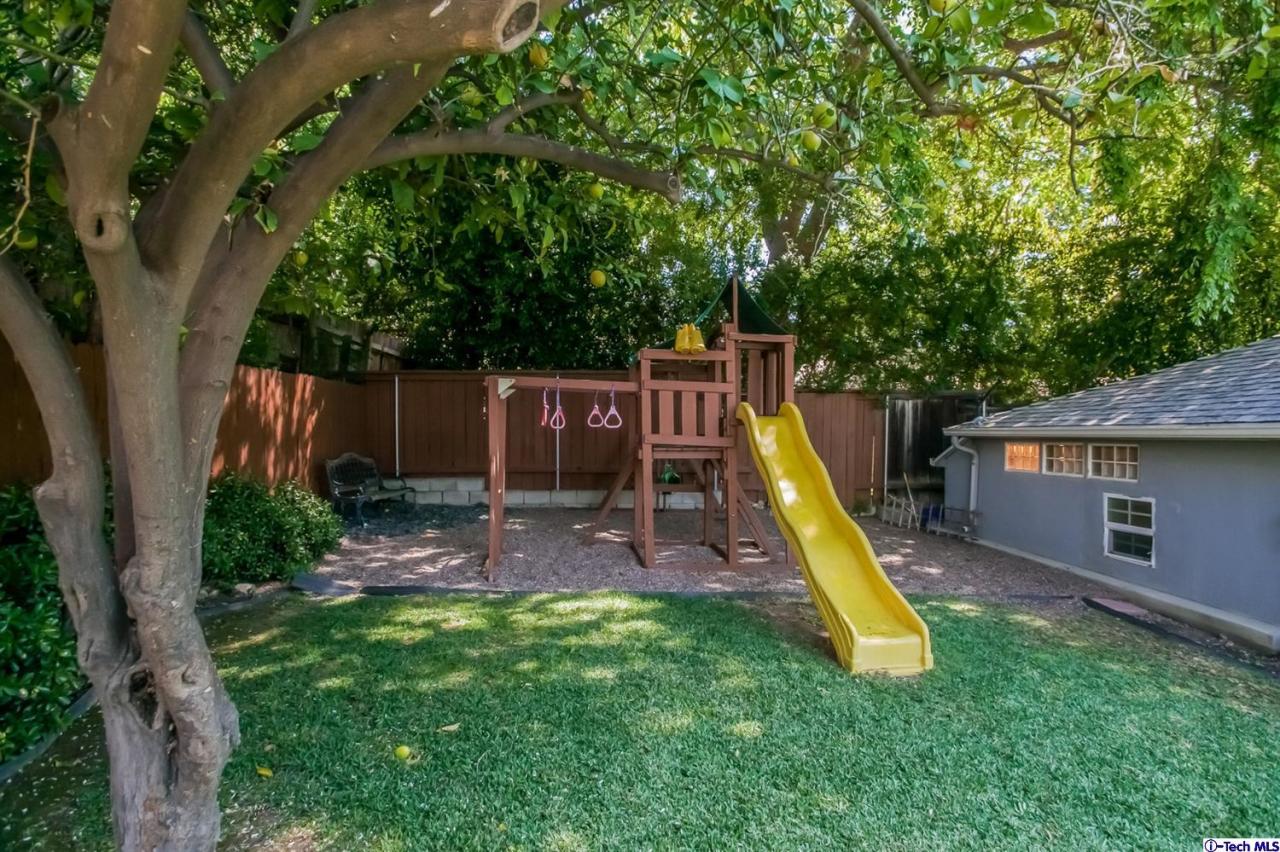 1011 Alta Vista Drive Altadena, CA 91001 - Photo 28 of 32 Additional Photo