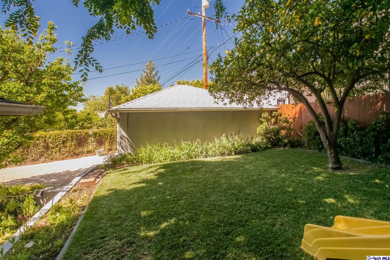 1011 Alta Vista Drive Altadena, CA 91001 - Photo 29 of 32 Additional Photo