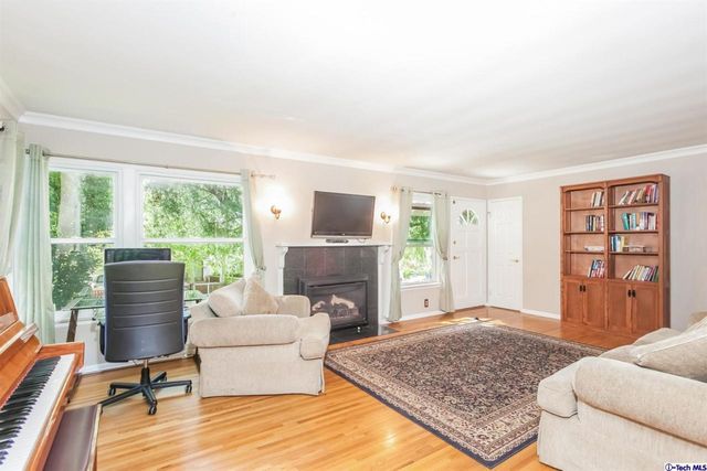 $740,000 | 1011 Alta Vista Drive, Altadena, CA 91001