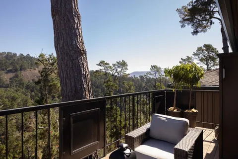 $1,285,000 | 261 Del Mesa Carmel, Carmel, CA 93923