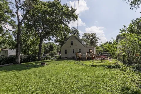 $259,000 | 8300 Ward Parkway Plaza, Kansas City, MO 64114