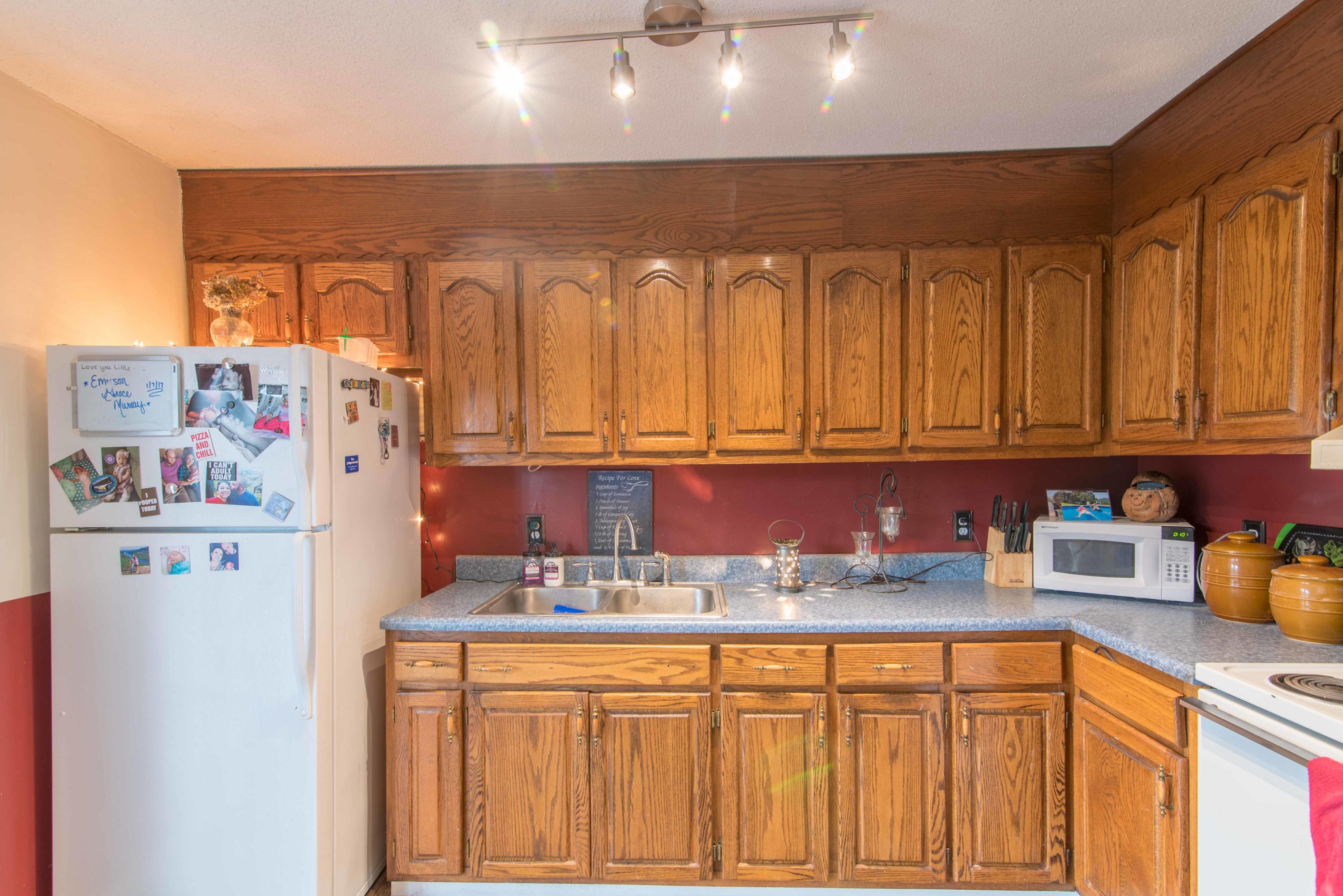 1057 West Valley Road Whitwell, TN 37397 - Photo 4 of 26 1057 W Valley-5