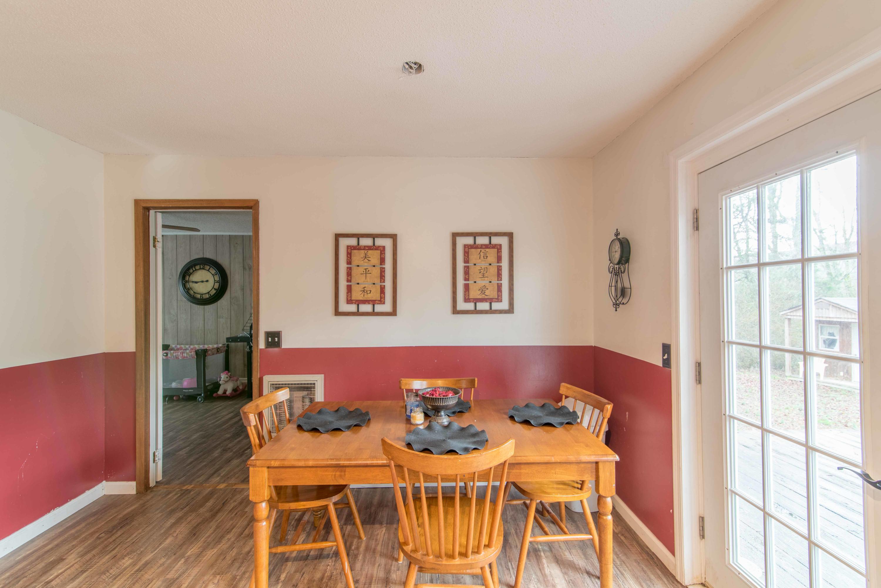 1057 West Valley Road Whitwell, TN 37397 - Photo 6 of 26 1057 W Valley-8