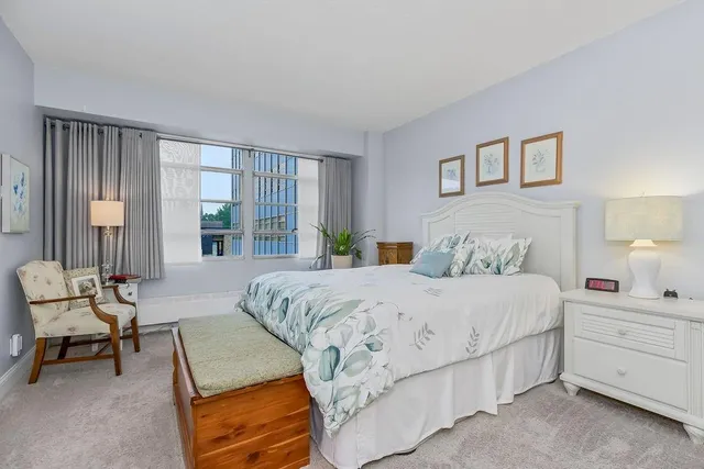 $211,995 | 333 West Meyer Boulevard, Unit 215, Kansas City, MO 64113