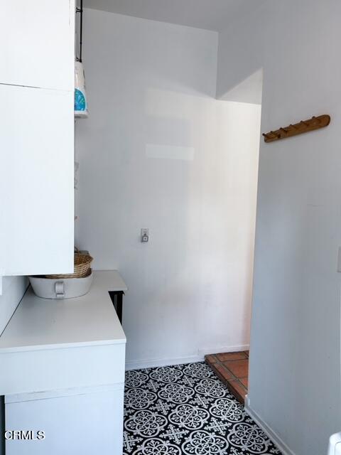 213 Rossmore Drive Oxnard, CA 93035 - Photo 19 of 28 a close up of a wall