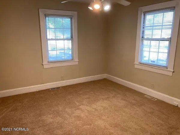 $1,300 | 209 South Meade Street, Greenville, NC 27858