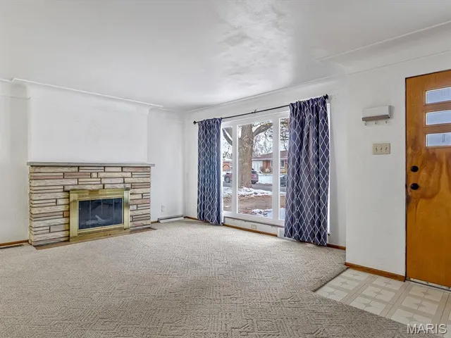 $159,500 | 408 Southgate Drive, Belleville, IL 62223