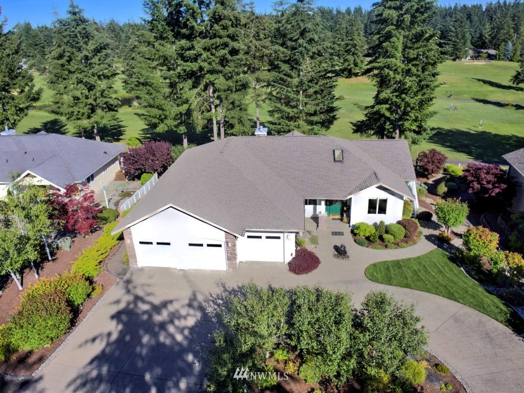 261 East Soderberg Road Allyn, WA 98524 - Photo 3 of 25 Gallery Image 3