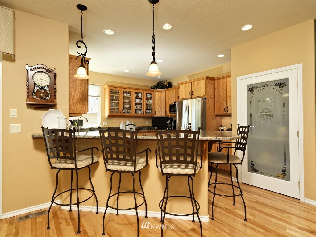261 East Soderberg Road Allyn, WA 98524 - Photo 8 of 25 Gallery Image 8