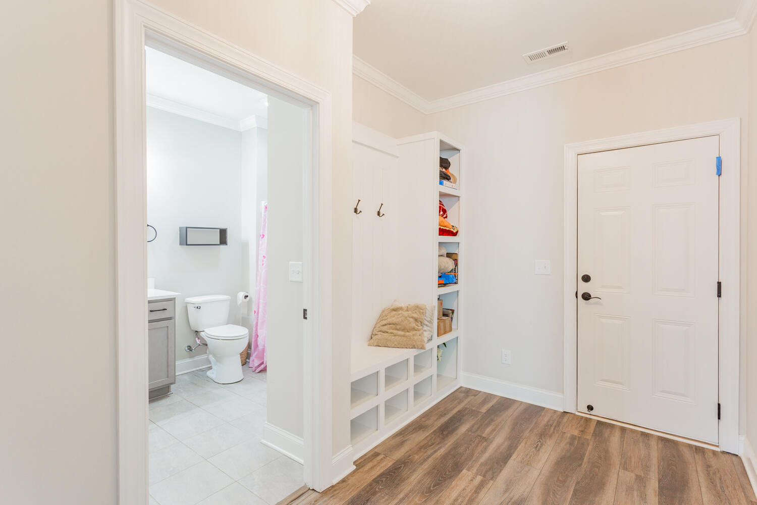7490 Tailgate Loop Ooltewah, TN 37363 - Photo 9 of 25 Mud room