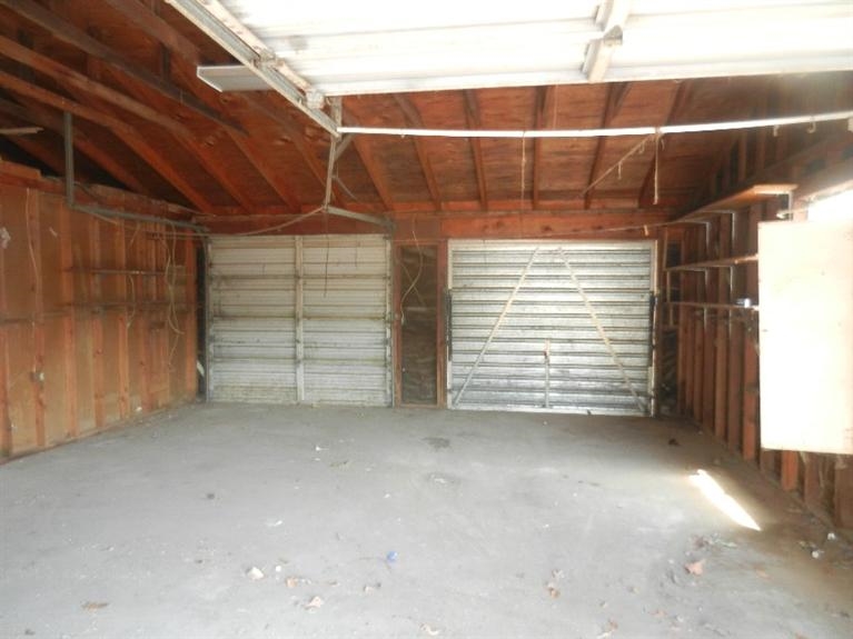 830 East Duff Avenue Reedley, CA 93654 - Photo 7 of 7 a view of a room with an empty space