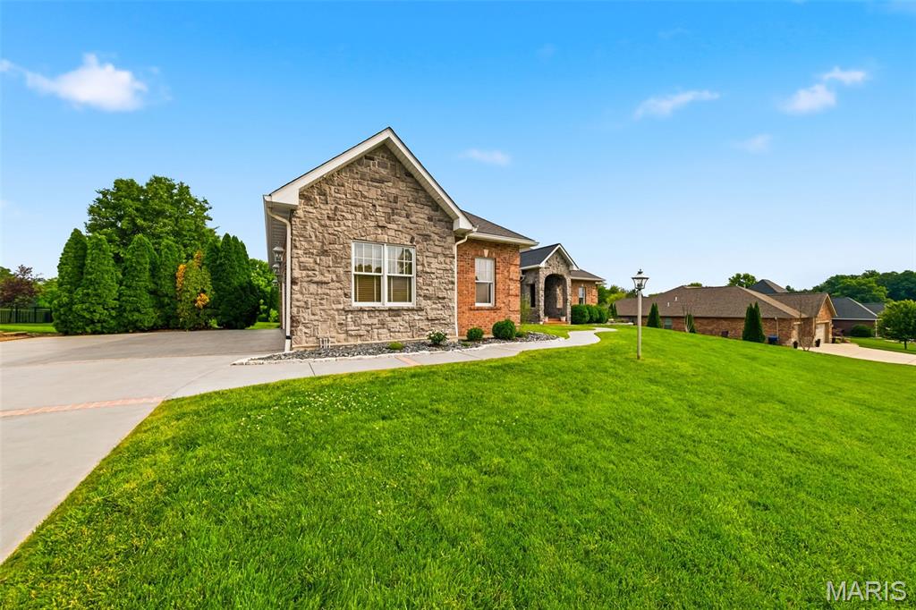 823 Ridge Road Waterloo, IL 62298 - Photo 62 of 97