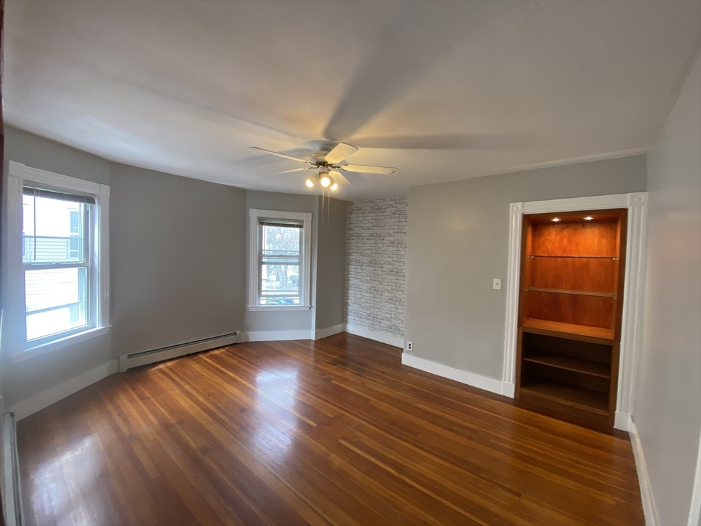 15 Pierce Street, Unit 2 Quincy, MA 02171 - Photo 5 of 7