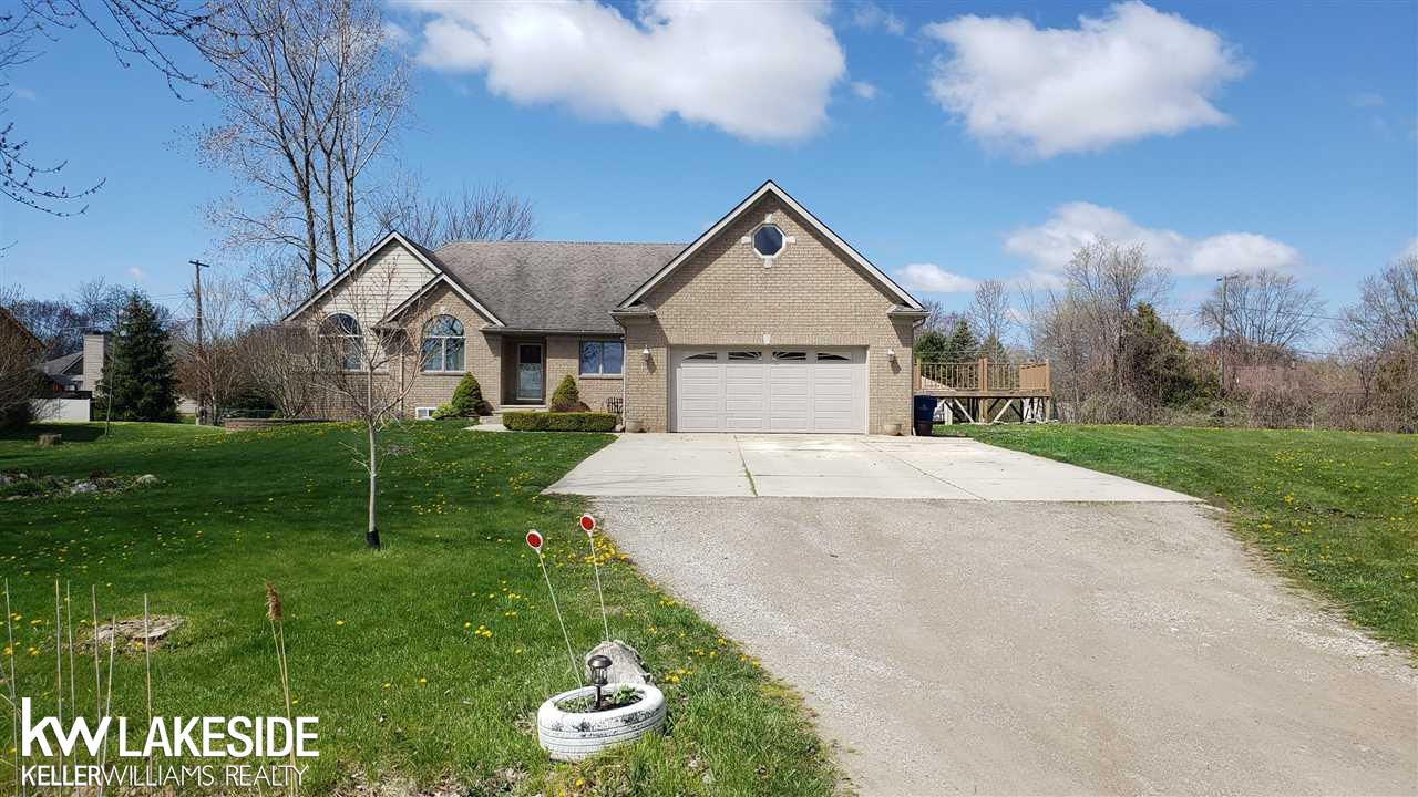 62335 Ray Center Road Ray, MI 48096 - Photo 3 of 38