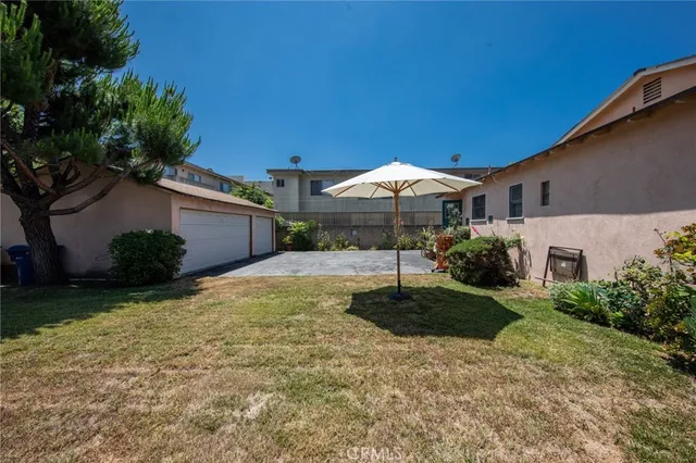 $1,500,000 | 5238 Hermitage Avenue, Valley Village, CA 91607