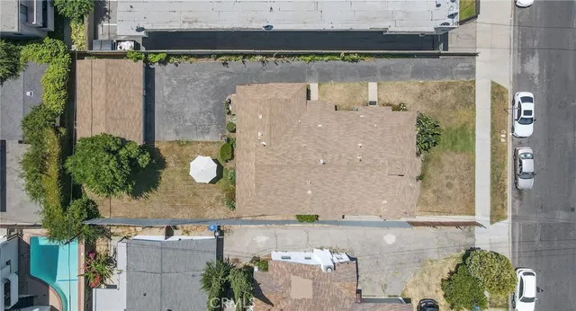 $1,500,000 | 5238 Hermitage Avenue, Valley Village, CA 91607