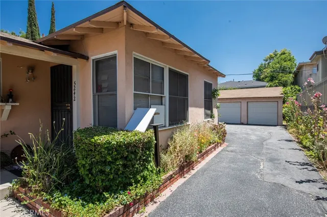 $1,500,000 | 5238 Hermitage Avenue, Valley Village, CA 91607