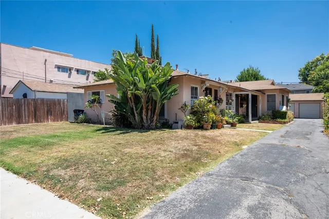 $1,500,000 | 5238 Hermitage Avenue, Valley Village, CA 91607