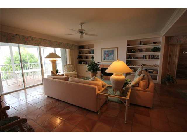 1905 Bay Road, Unit 210 Vero Beach, FL 32963 - Photo 3 of 19 Gallery Image 3