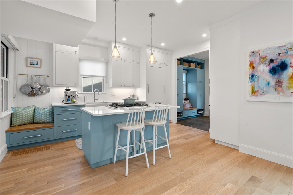 64 Meacham Road Somerville, MA 02144 - Photo 10 of 30 Gallery Image 10