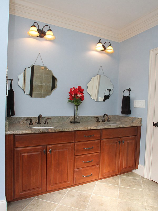 2317 Finley Ridge Lane Raleigh, NC 27615 - Photo 14 of 23 Master Bath/Spa