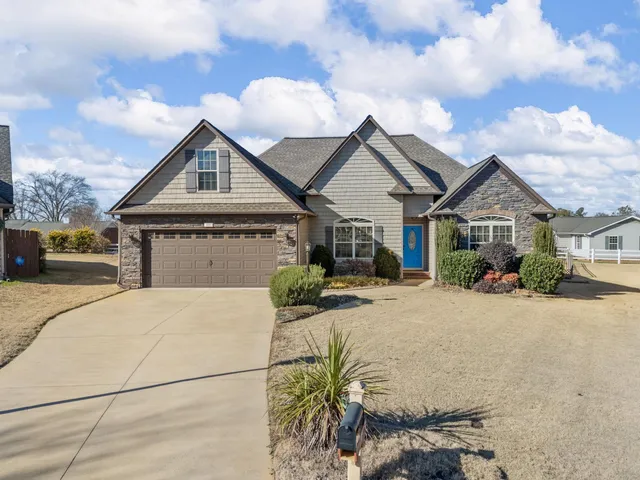 $399,900 | 335 War Emblem Drive, Boiling Springs, SC 29316