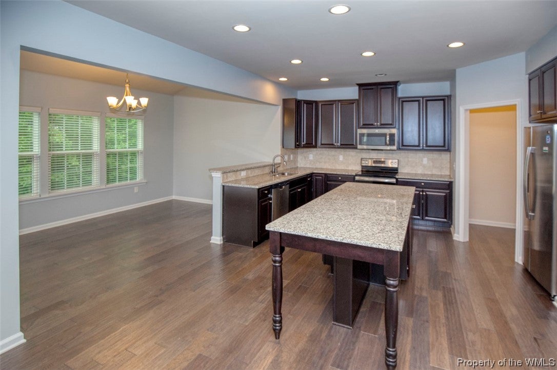 35 Nightingale Road Hampton, VA 23666 - Photo 8 of 34 Gallery Image 8